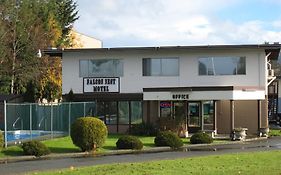 Falcon Nest Motel